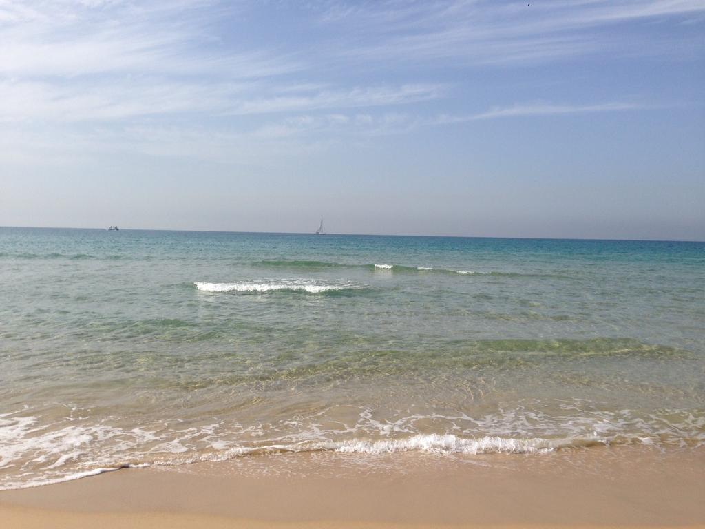 Perfect Sea View Apartment Bat Yam Room photo